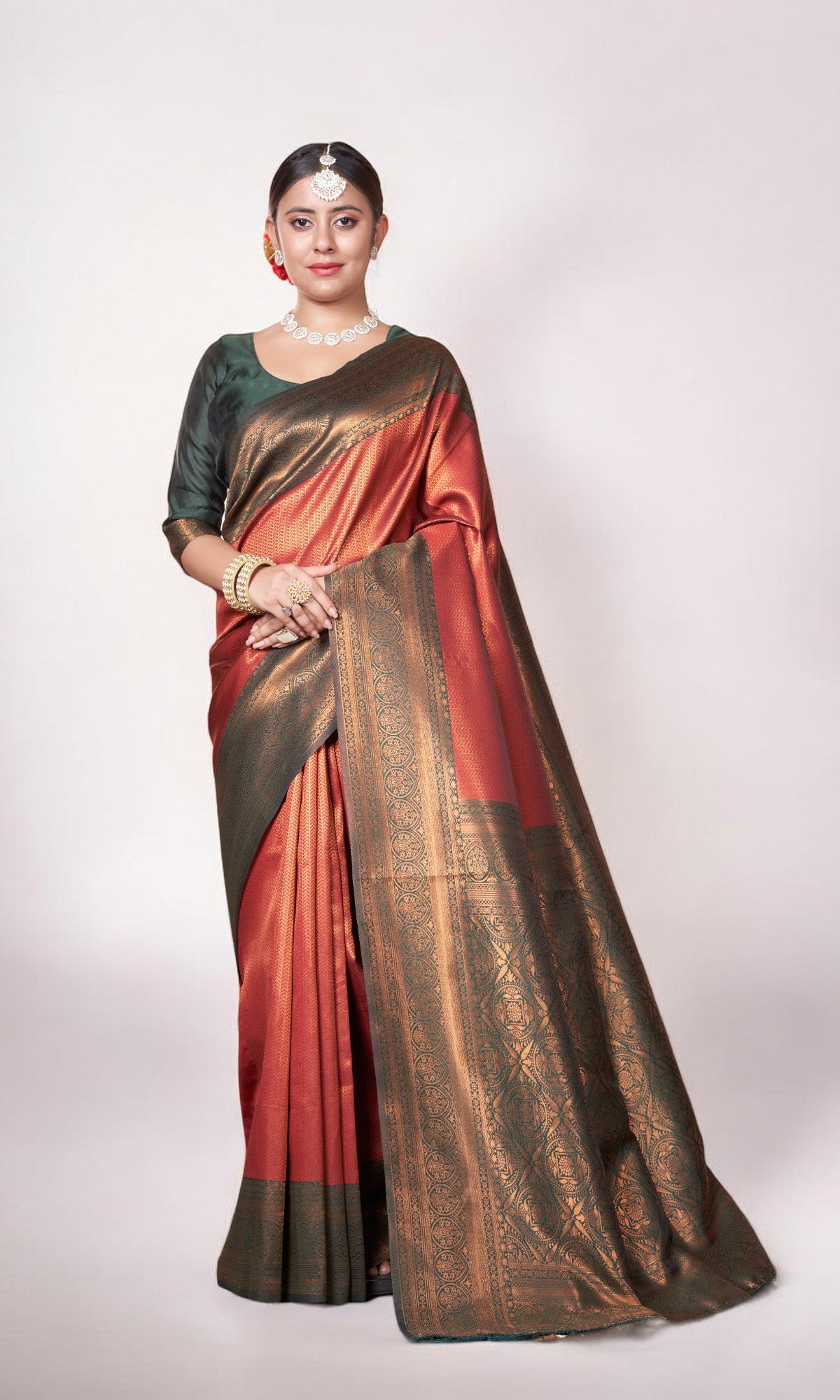 Orange Green  Kanjivaram Silk Saree With Zari Thread Artistry