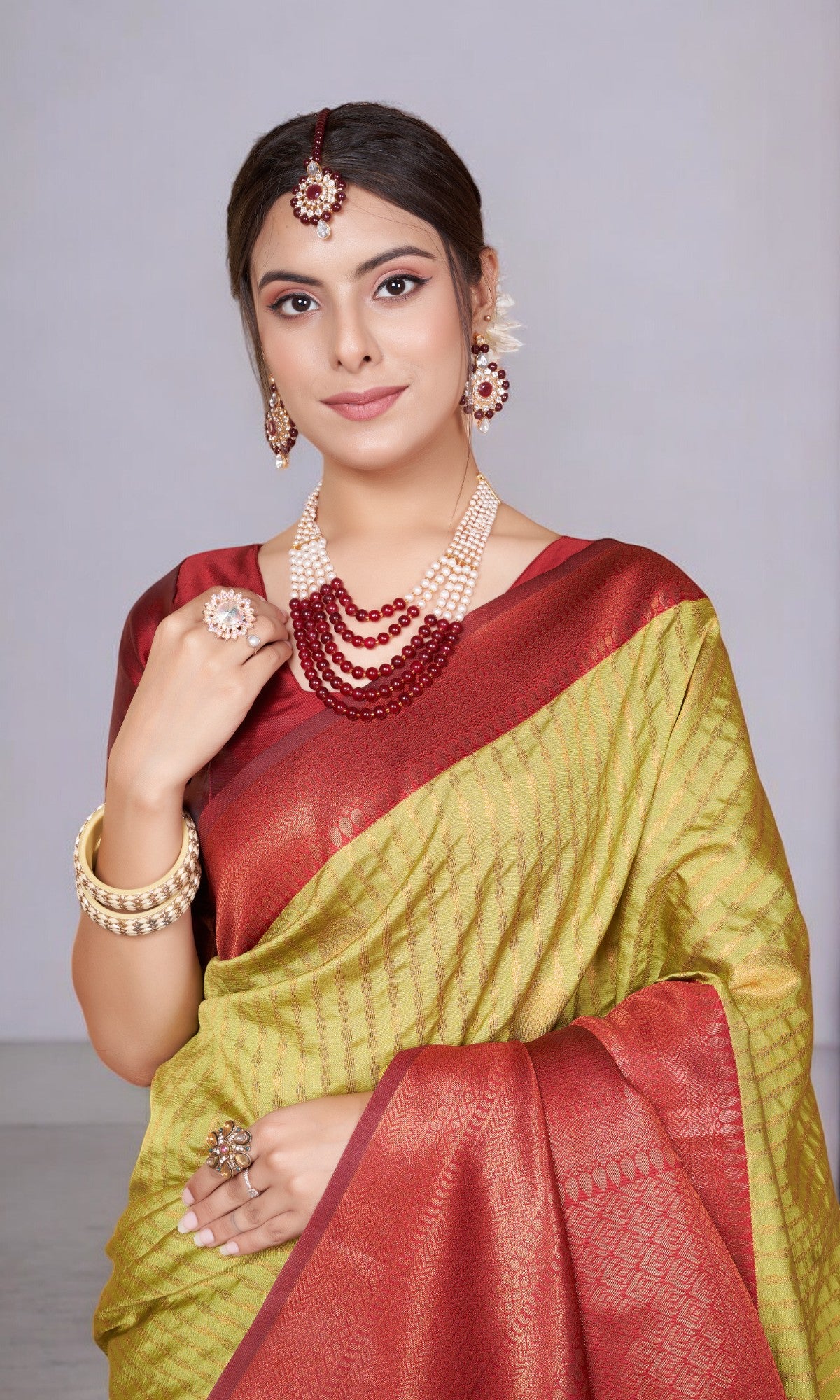 Lime Yellow Kanjivaram Silk Saree With Jacquard Border