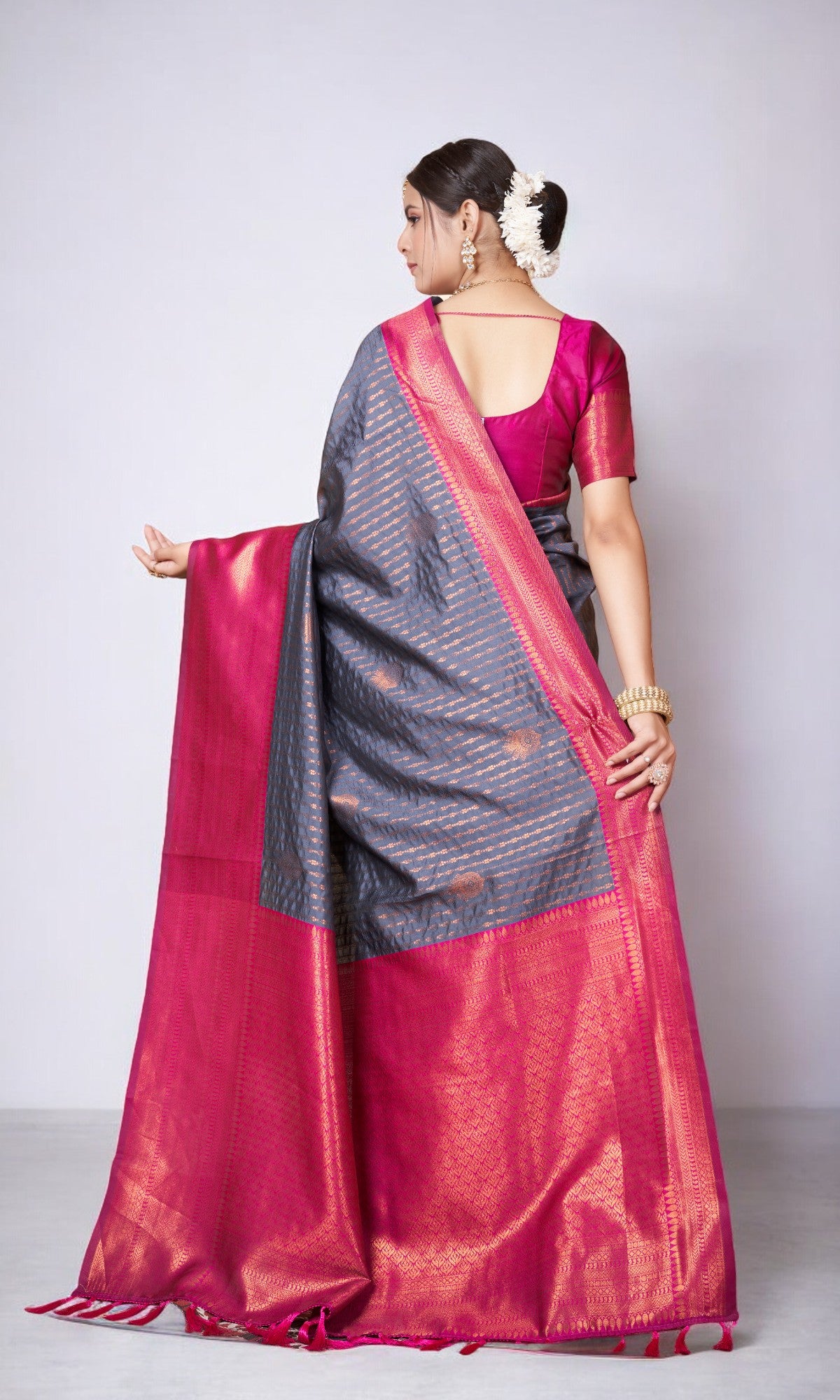 Grey Kanjivaram Silk Saree With Jacquard Border