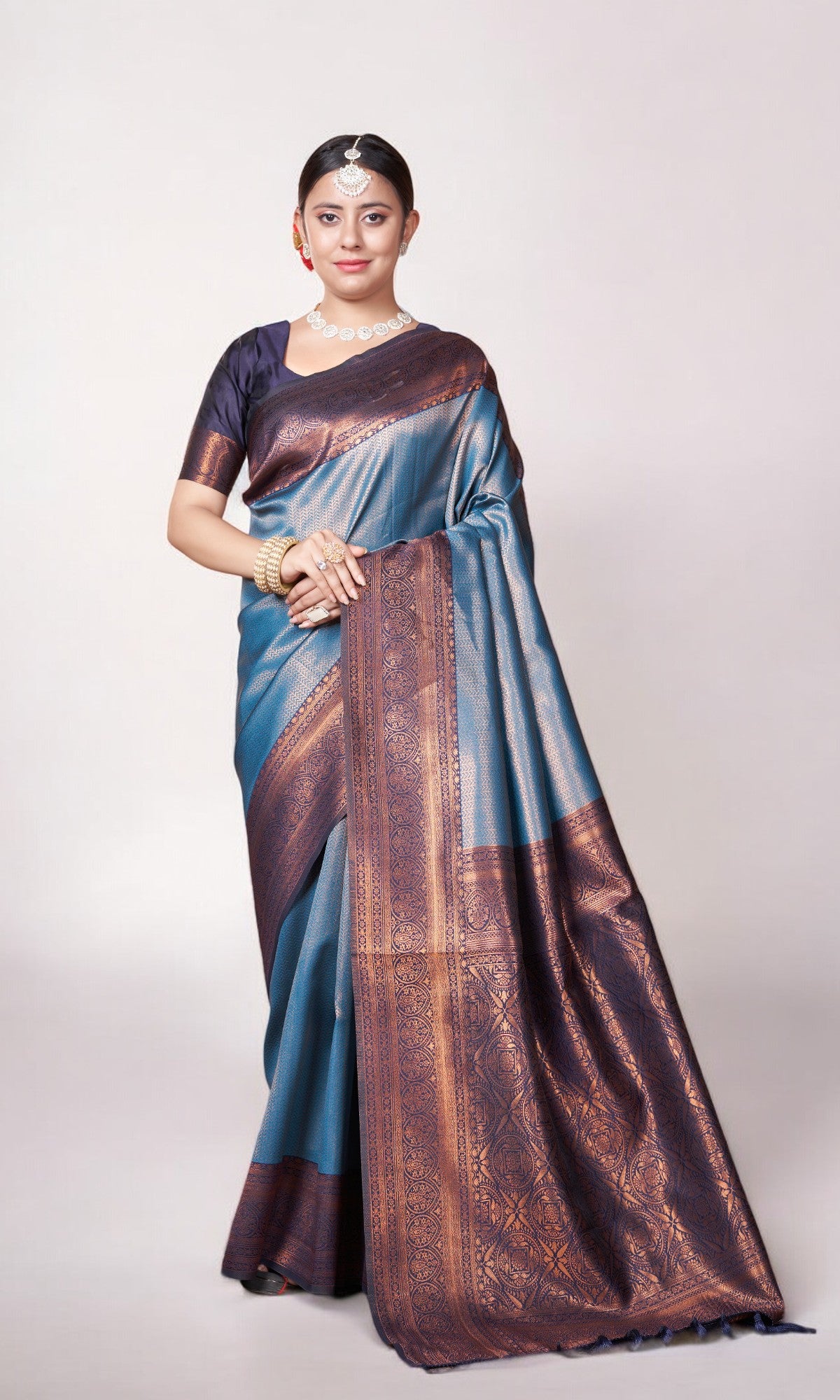 Blue  Kanjivaram Silk Saree With Zari Thread Artistry