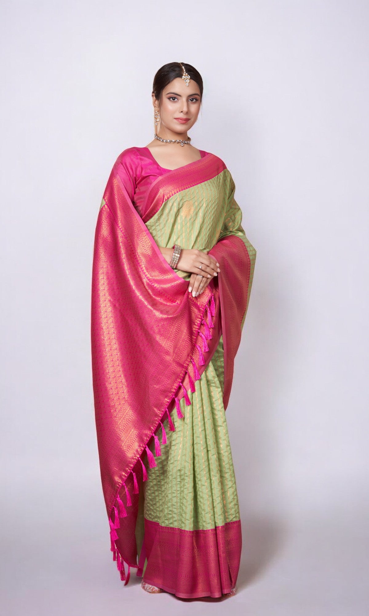 Green Kanjivaram Silk Saree With Jacquard Border