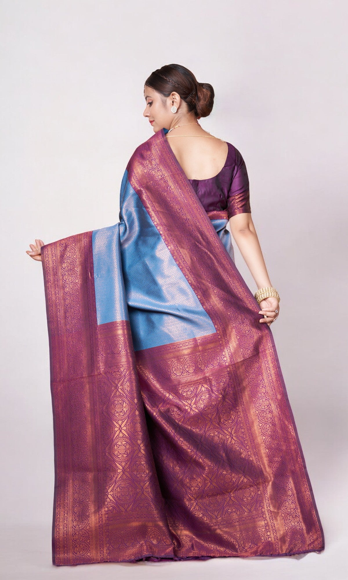 Royal Blue Kanjivaram Silk Saree With Zari Thread Artistry