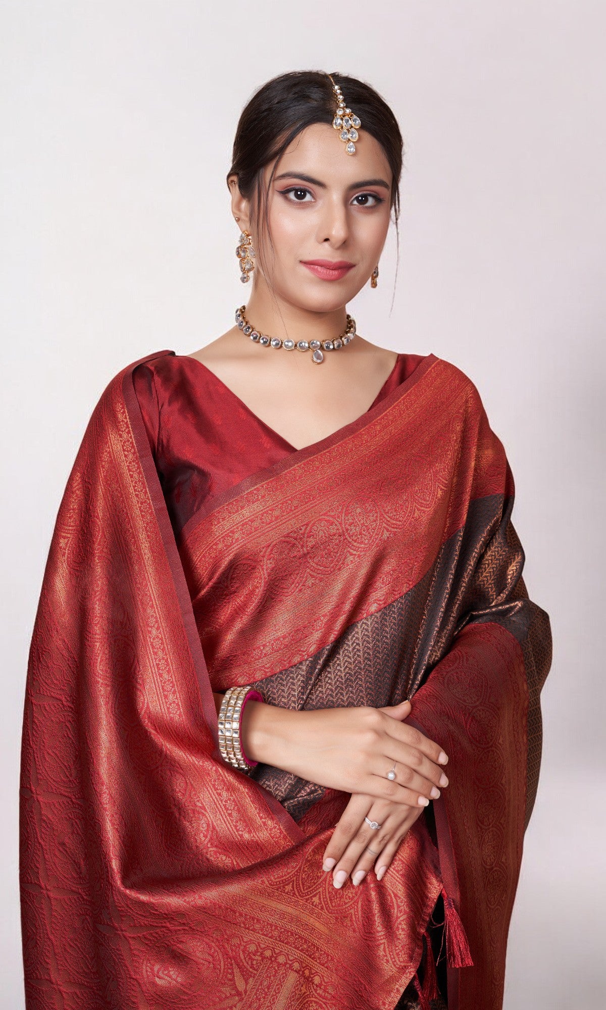 Black Silk Saree With Zari Thread Artistry