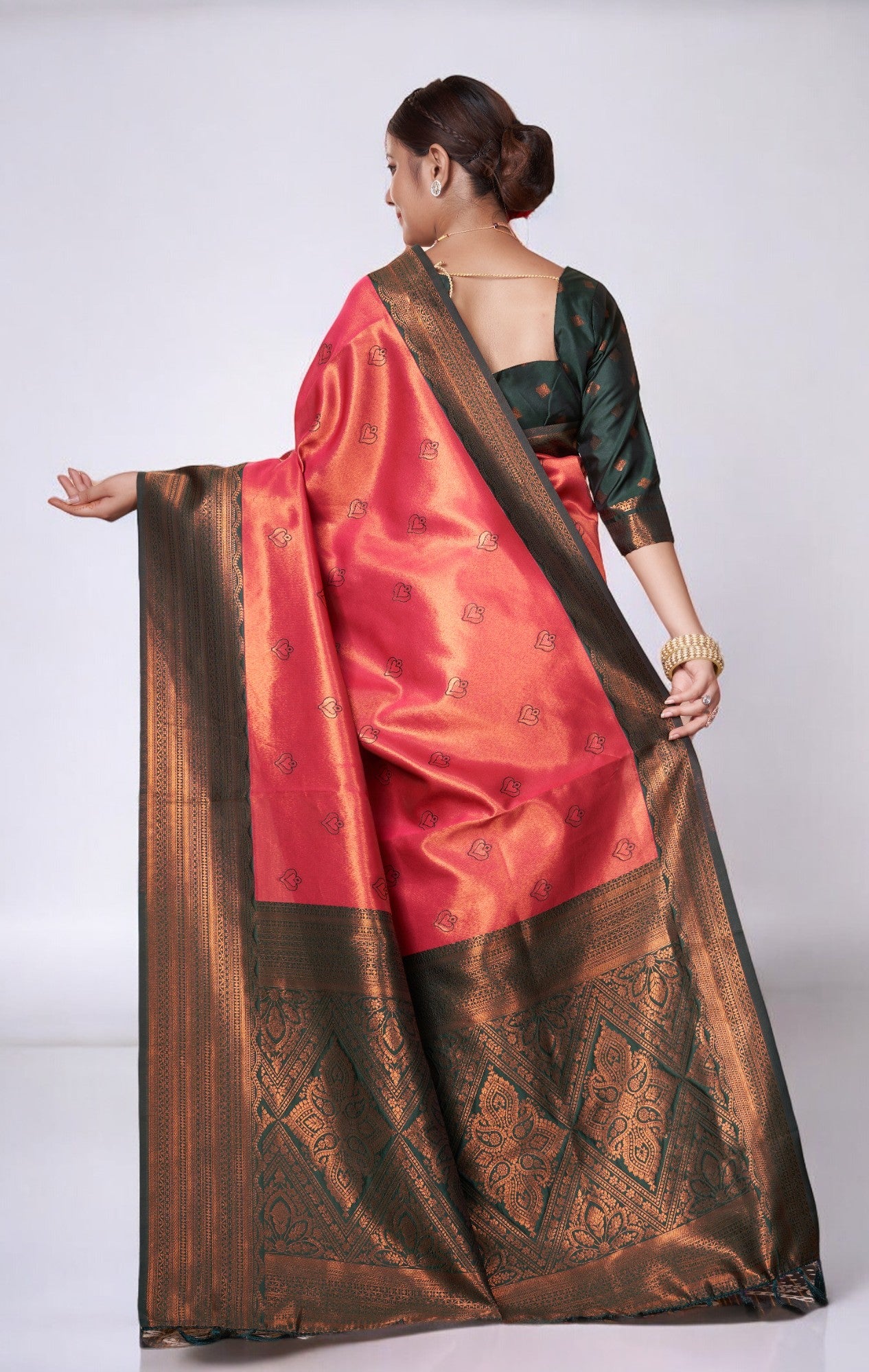 Crimson Red Kanjivaram Silk Saree With Zari Thread Artistry