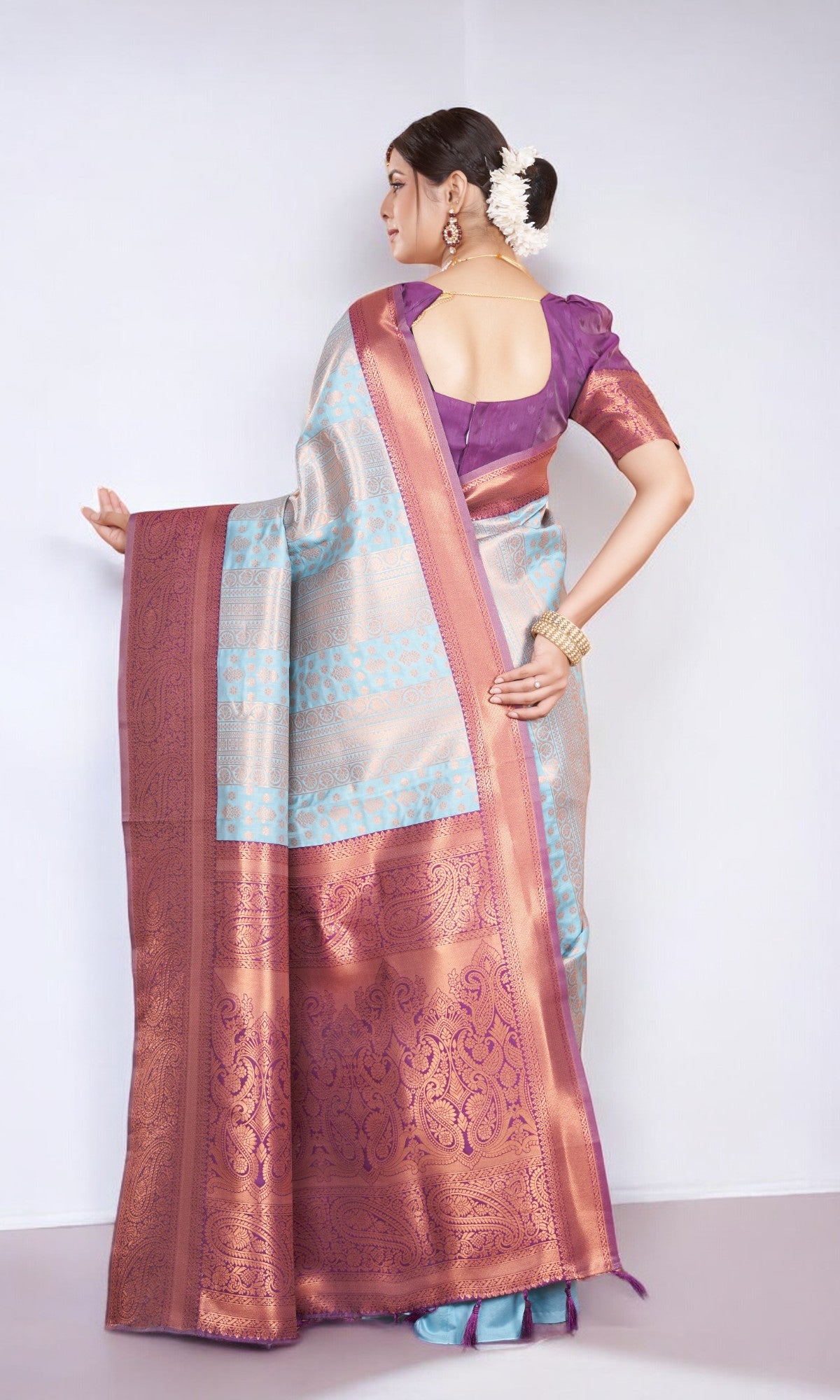 Light Blue Silk Saree With Jacquard Jari Work Pattern