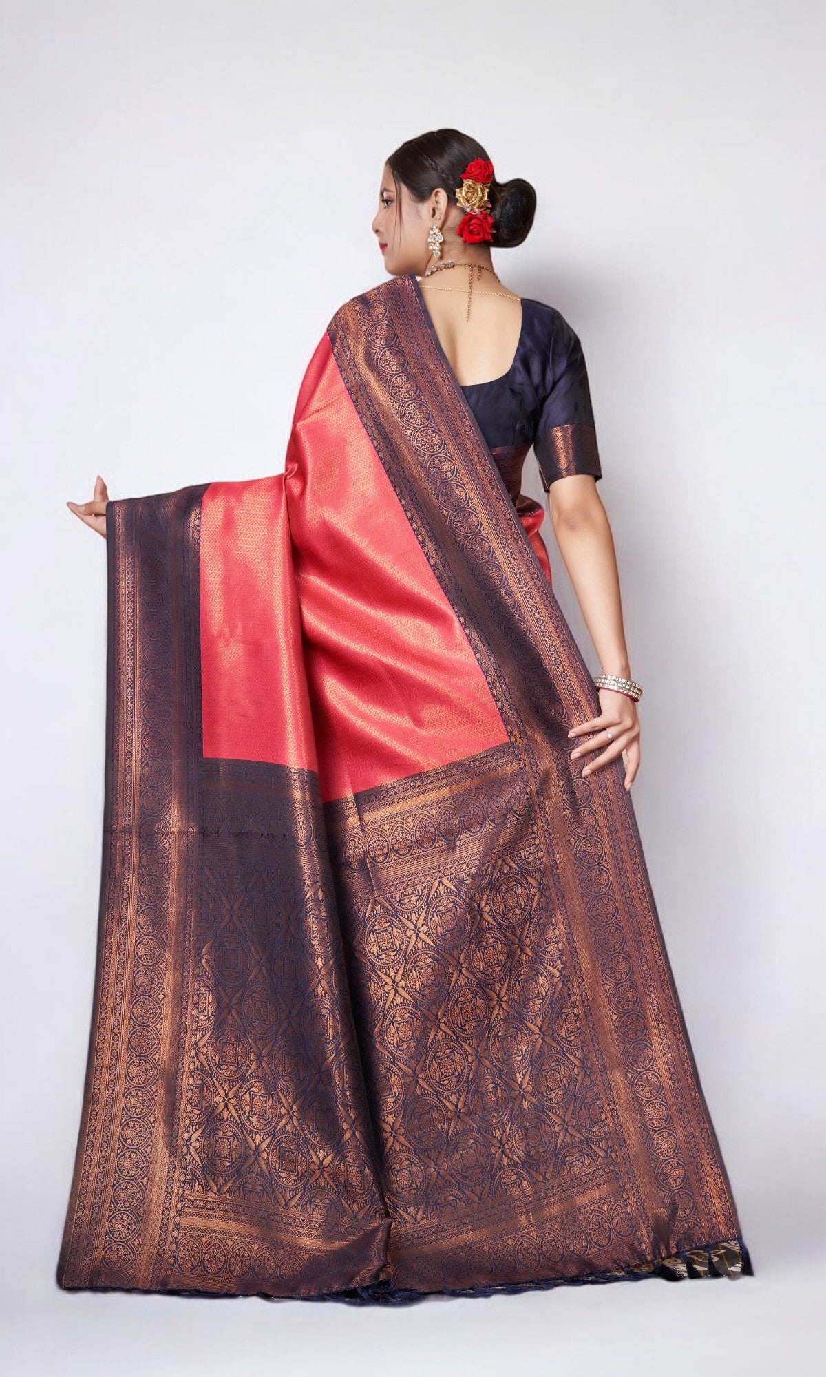 Red Silk Saree With Zari Thread Artistry