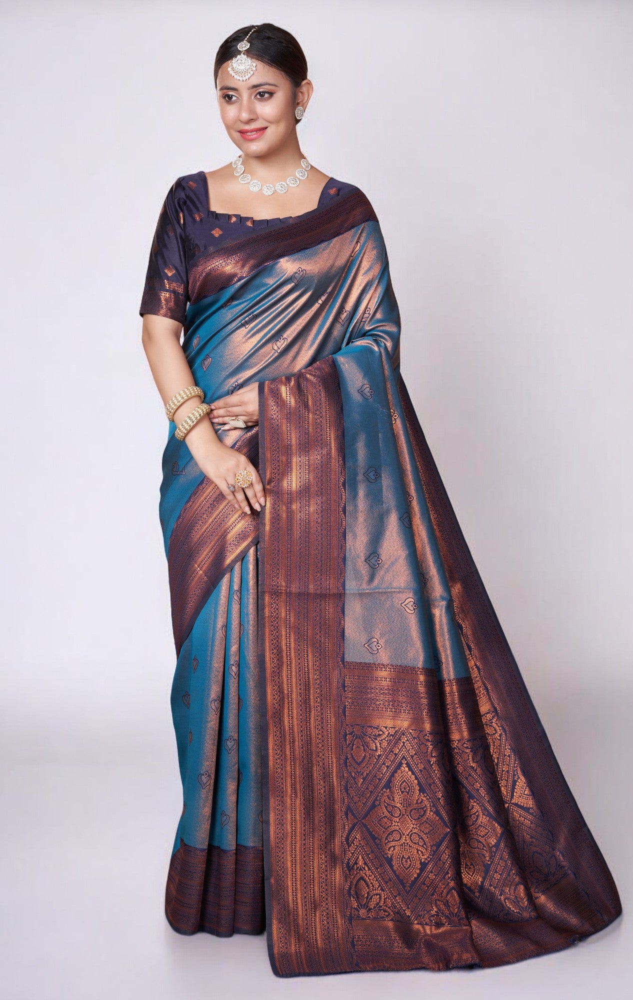 Indigo Blue Kanjivaram Silk Saree With Zari Thread Artistry