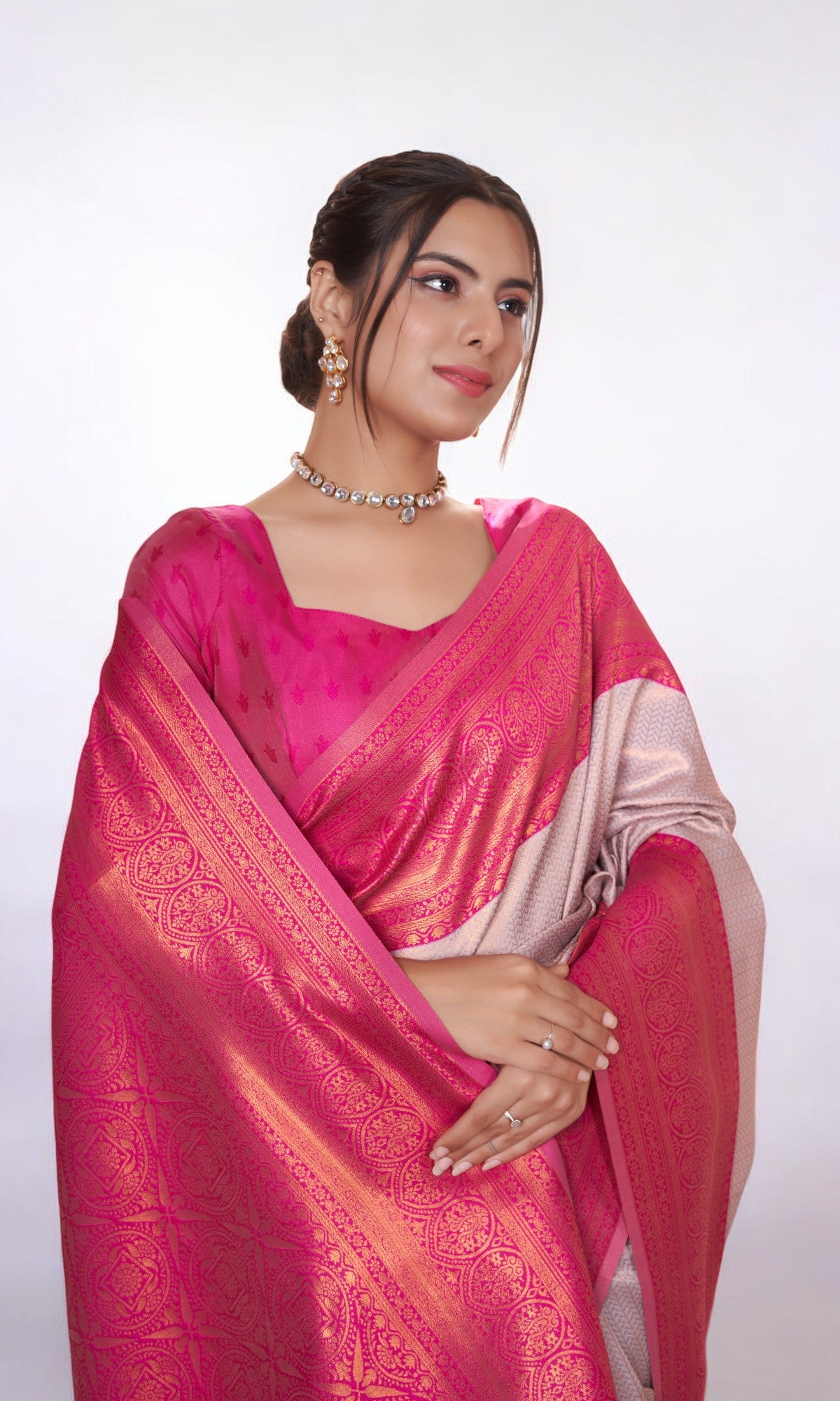 Pink Silk Saree With Zari Thread Artistry