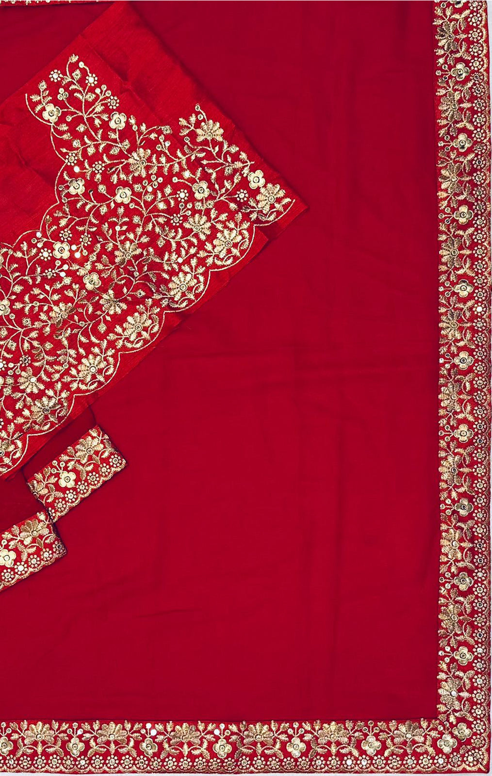 Red Saree With Fancy Embroidery Thred Zari & Sequins Work