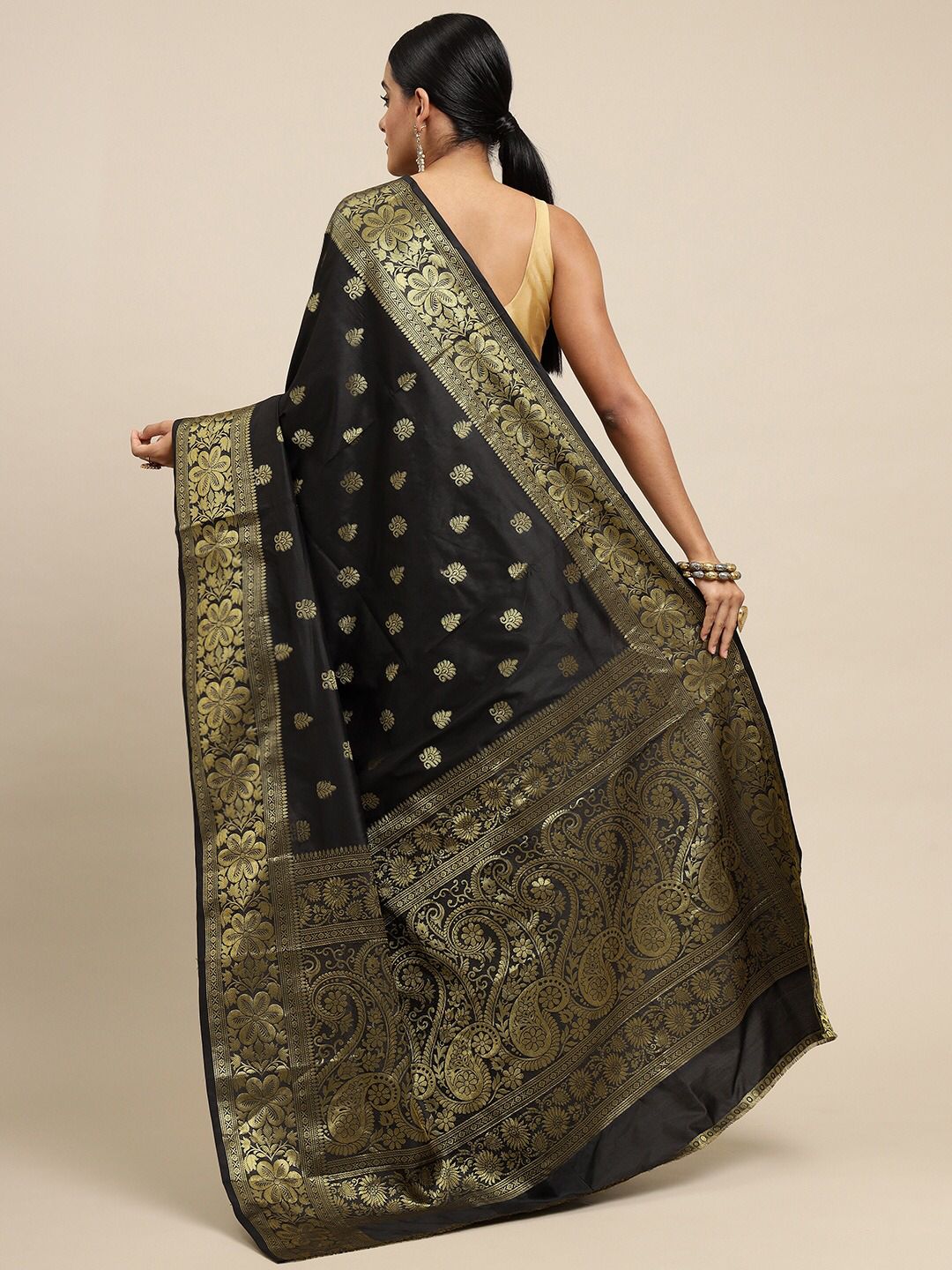 Black Silk Saree With Jacquard Work