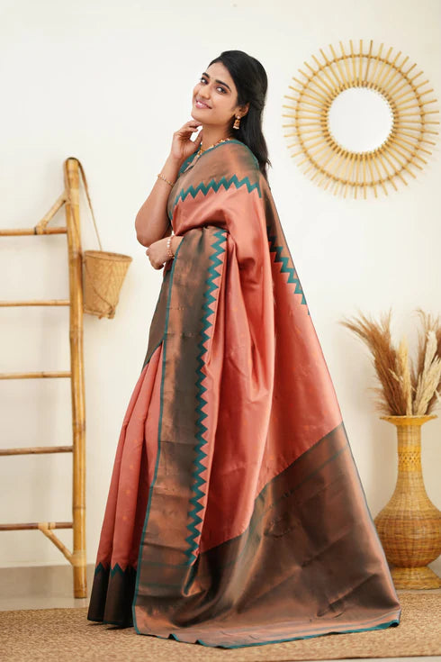 Light Pink Silk Saree With Jacquard Work