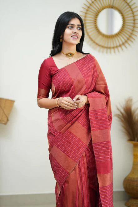 Red Silk Saree With Jacquard Work