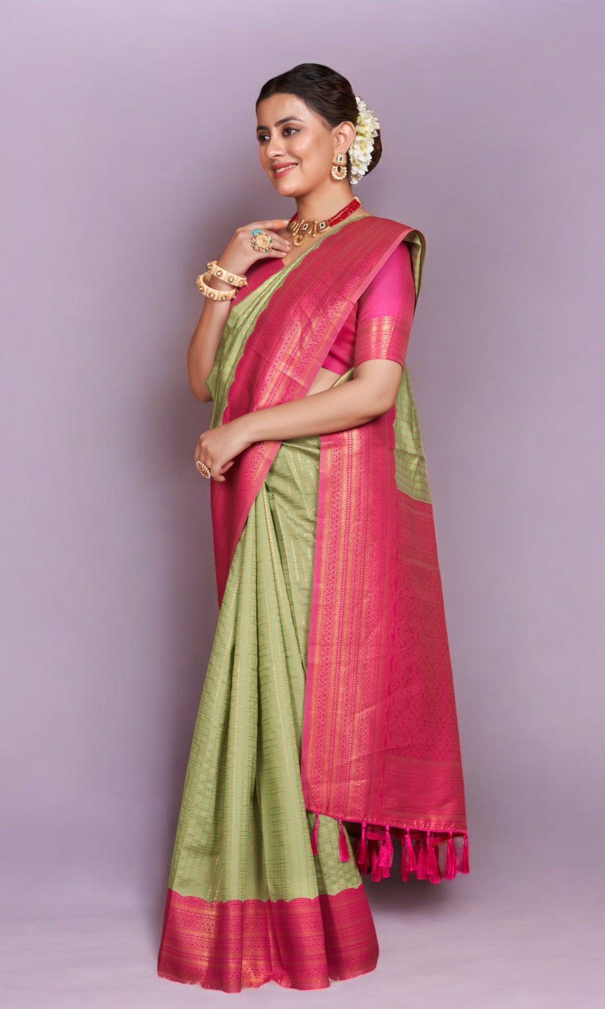 Pear Green Silk Saree With Vibrant Jacquard Border