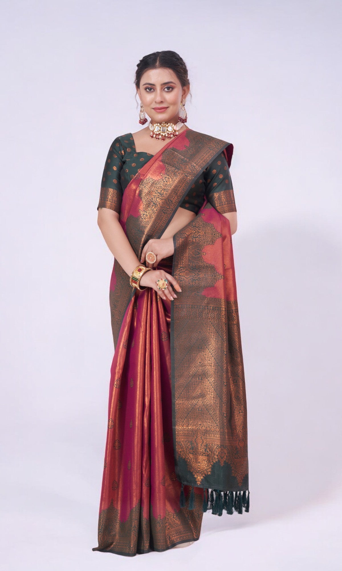 Red Silk Saree With Jari Work