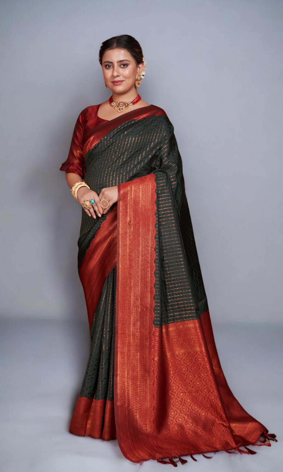 Dark Green Silk Saree With Vibrant Jacquard Border